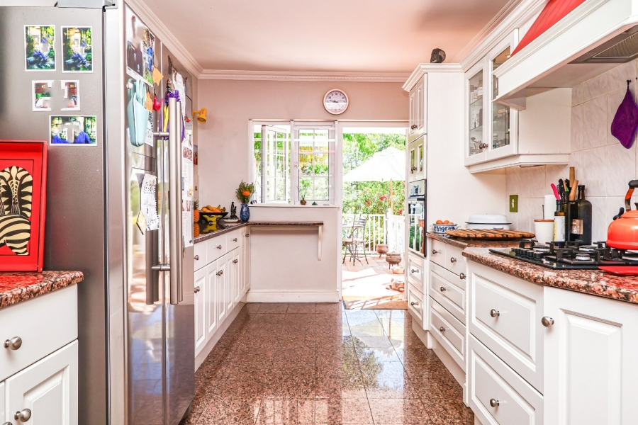 4 Bedroom Property for Sale in Belvedere Estate Western Cape